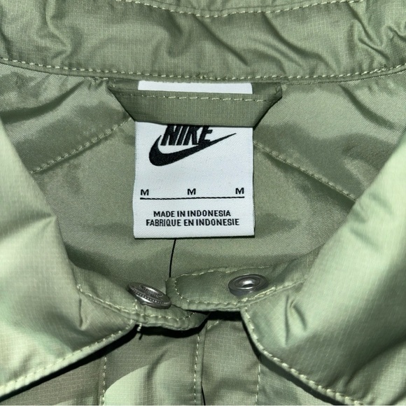 Nike Oversized Quilted Coat NWT - Picture 13 of 15